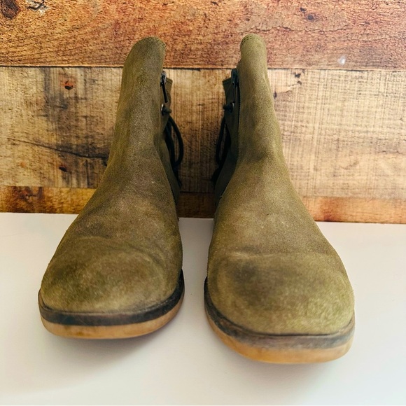 Lucky Brand GWENORE Suede Ankle Booties - Picture 4 of 7